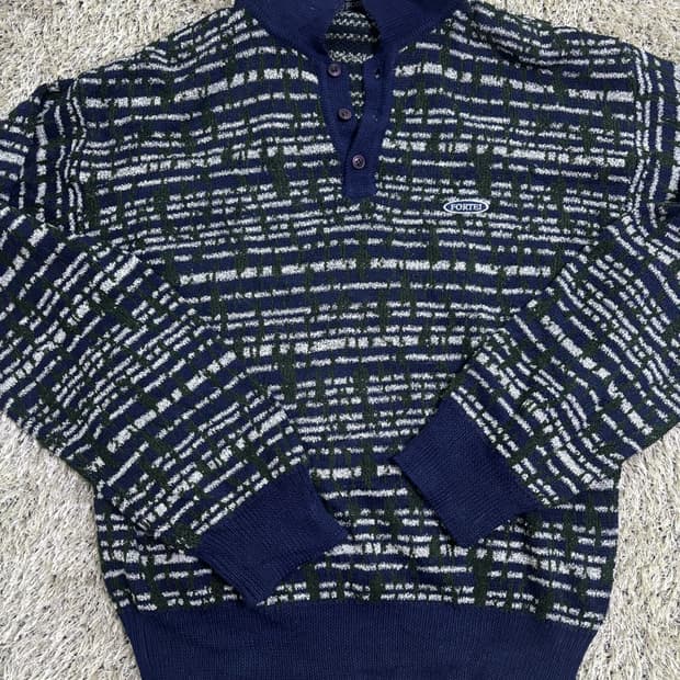 일본판 FORTEI 니트 사이즈 100-105