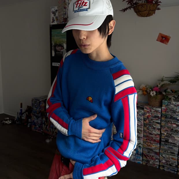 Ellesse 파워 숄더 본 니트