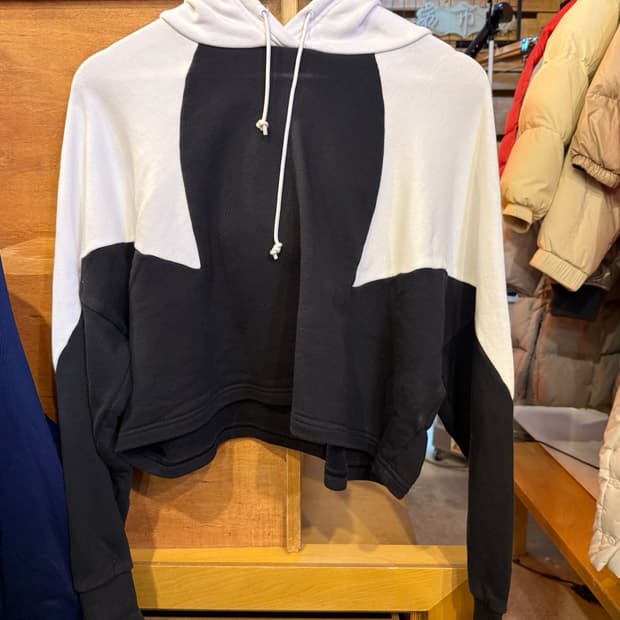 아디다스 파이어버드 크롭 후드티