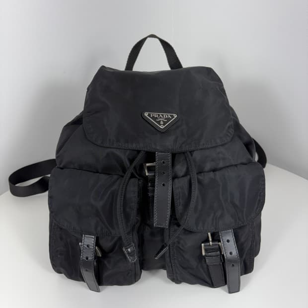 프라다 나일론 투포켓 미듐 백팩