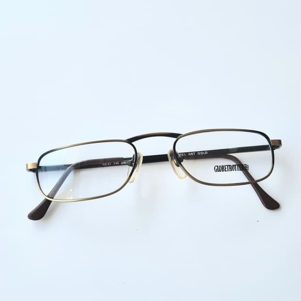 재입고  GLOBETROTTER 사각 안경테 187