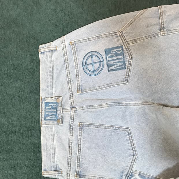 플라스틱 프로덕트 mpa바지