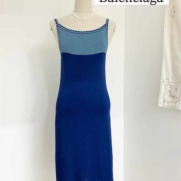 Balenciaga 네이비 니트OPS