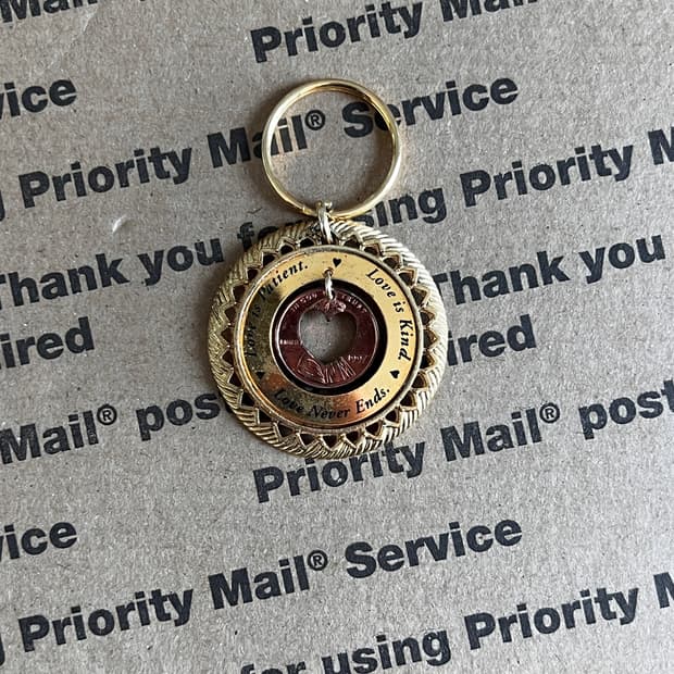 90s Vintage Heart Coin Keyring