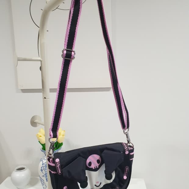 레스포삭*쿠로미 크로스백 파우치 세트