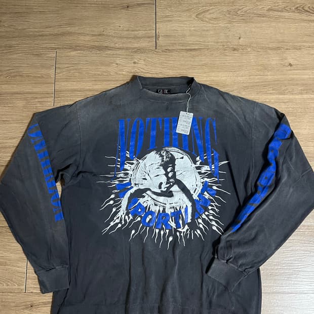 세인트미카엘X코스케키와무라 롱슬리브 L