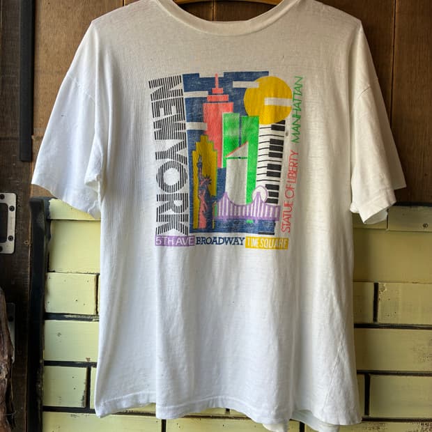 90s Vintage NEW YORK Graphic Tee 