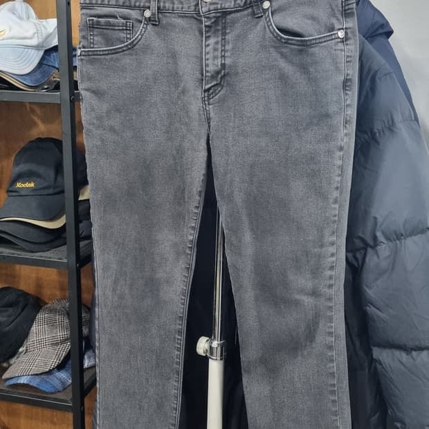 게스진 그레이 스판청바지 32~33(허리반품42,총장97)