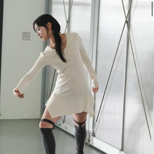 인앤양인하모니 후디 드레스 바닐라 yinandyang (OS)