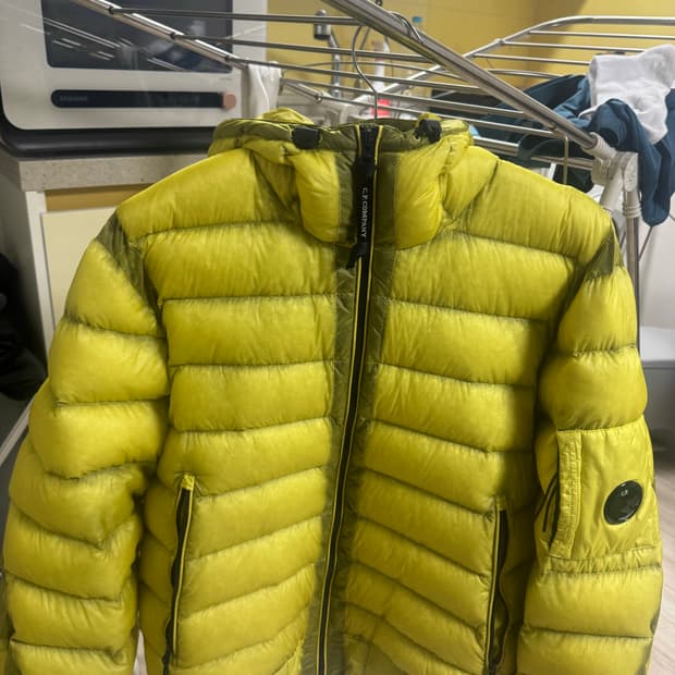 Cp 컴퍼니 경량패딩