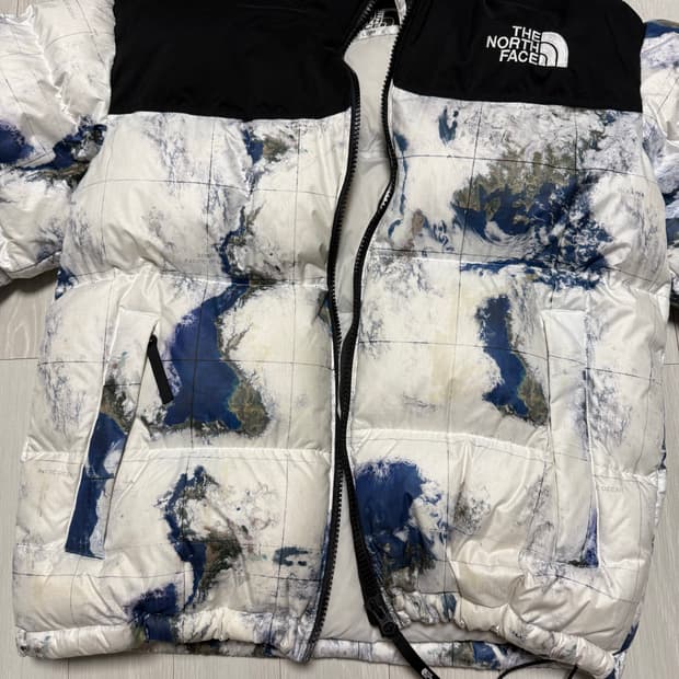 노스페이스 화이트라벨 노벨티 눕시 지구본 