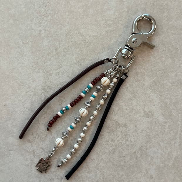 이글포인트 산호석 키링