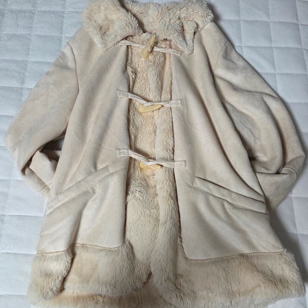 떡볶이 무스탕 페어리 코트