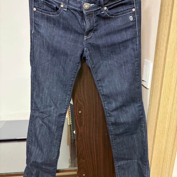 여자 게스 럭셔리 슬림핏