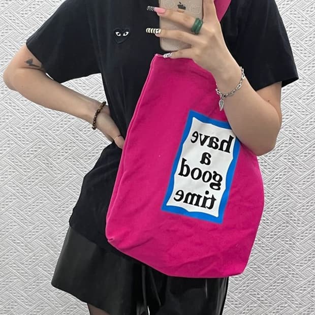 해브어굿타임 빈티지 레트로 키치 빅 박스로고 핫핑크 에코백 C12887