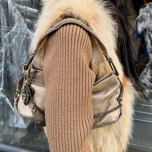 00s 스웨이드 체인 & 참 쥬시 꾸뛰르 가방