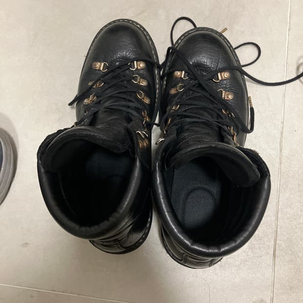 43)구이디 하이킹 판매합니다