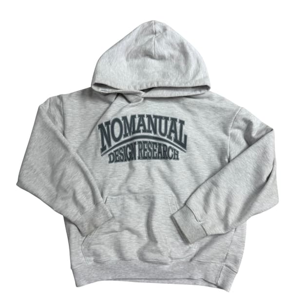 노메뉴얼 후드티