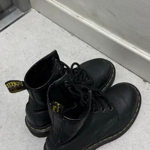 닥터마틴 워커 230