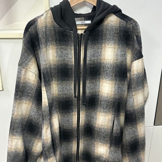 Etce 옴브레 체크 후드 재킷