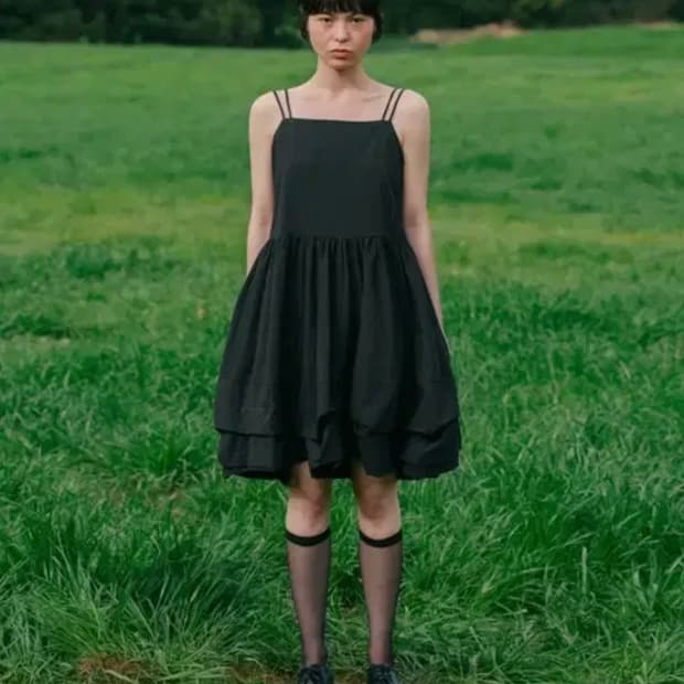 ohesio balloon strap dress black