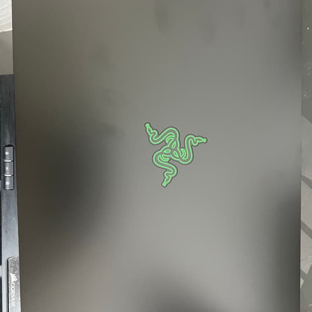 레이저 블레이드 15 4070 240hz 고사양 게이밍노트북