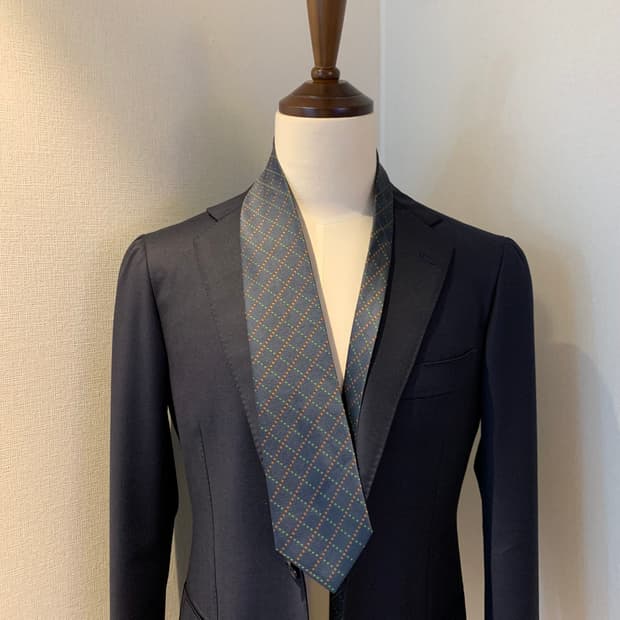 입생로랑(YSL) 체크디자인 명품 100실크 정장넥타이 A+등급