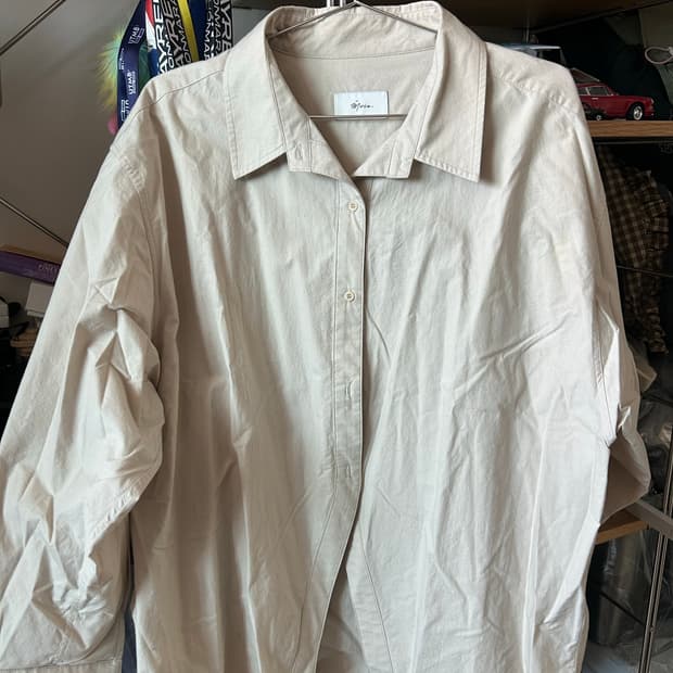 모이아 아이보리 여성 셔츠