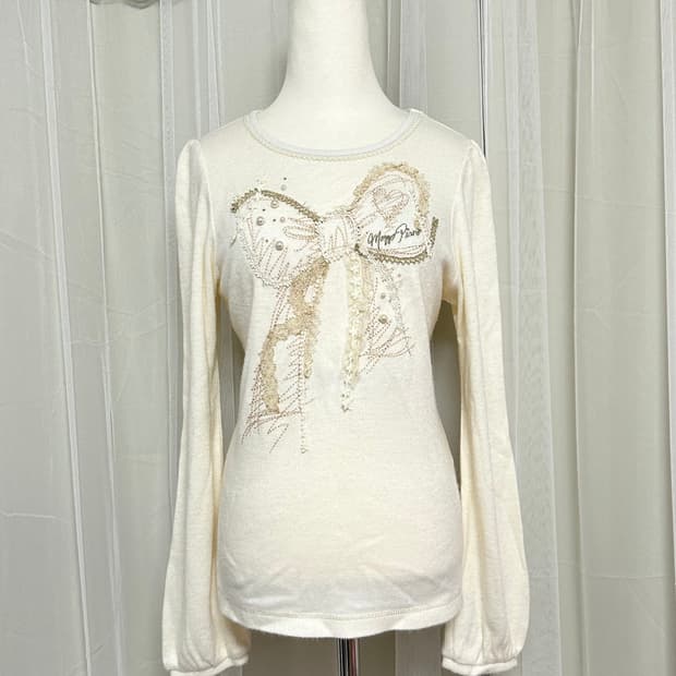 메조피아노 라떼갸루 크림아이보리 진주리본 로걀탑