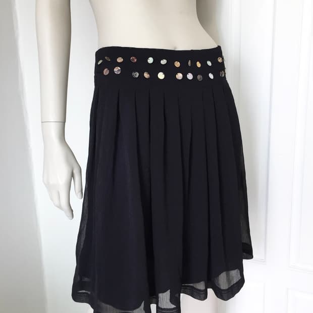 Paris Brand Shell button Pleats skirt