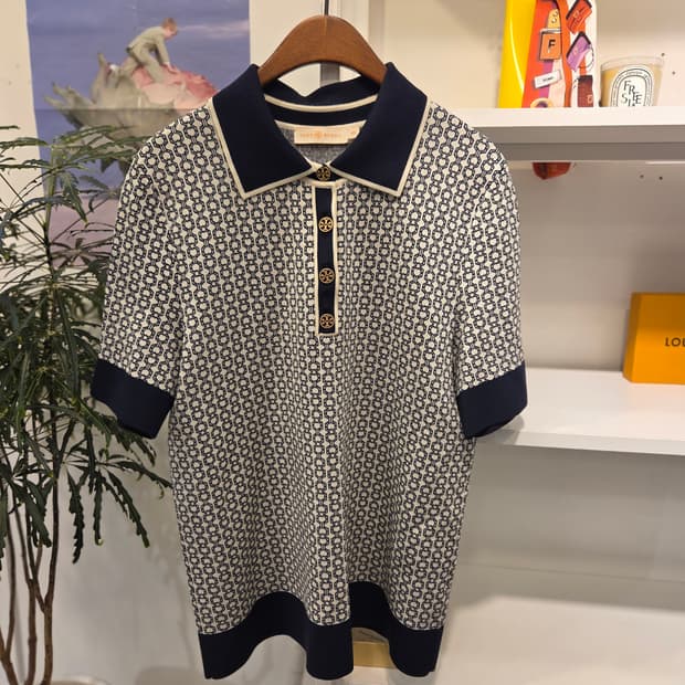 토리버치 니트 카라티