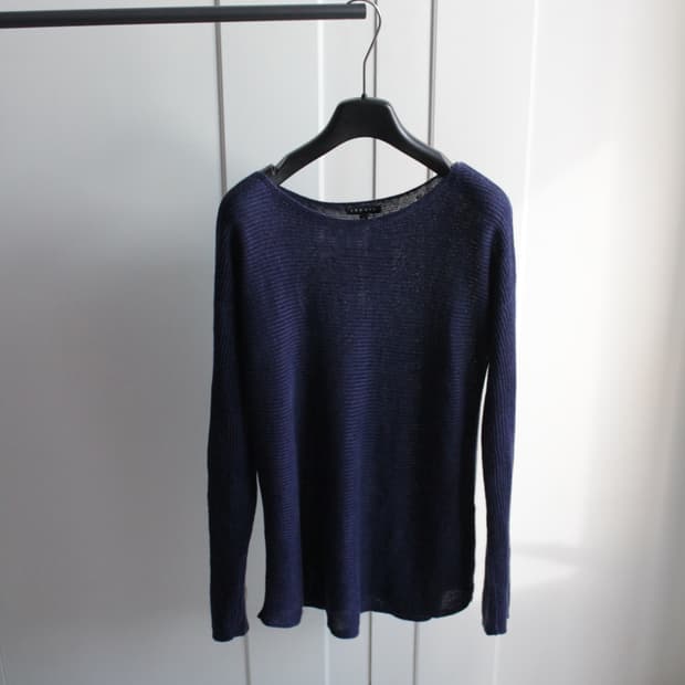 Theory navy knit