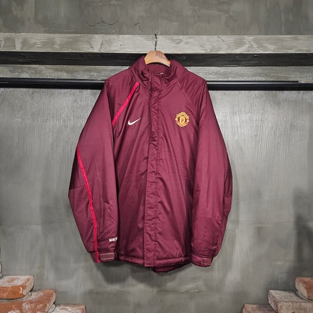나이키 맨체스터 유나이티드 패딩자켓