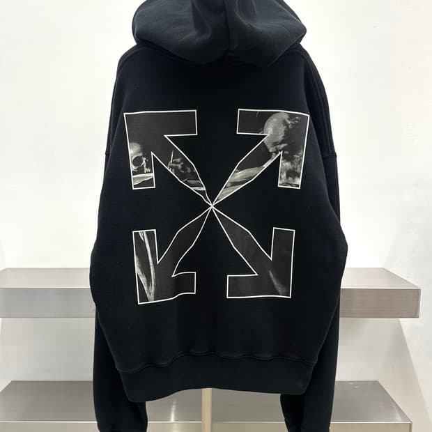 오프화이트 카라바조 블랙 애로우 후드 티셔츠