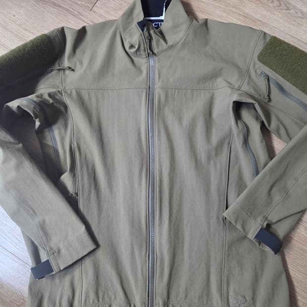 아크테릭스 리프 컴뱃자켓