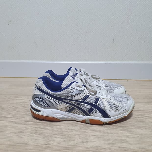 아식스 로테리브레 체대입시화 240