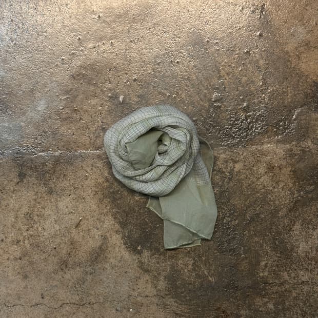 OS ) UMBERTO SALA Checked Short Scarf