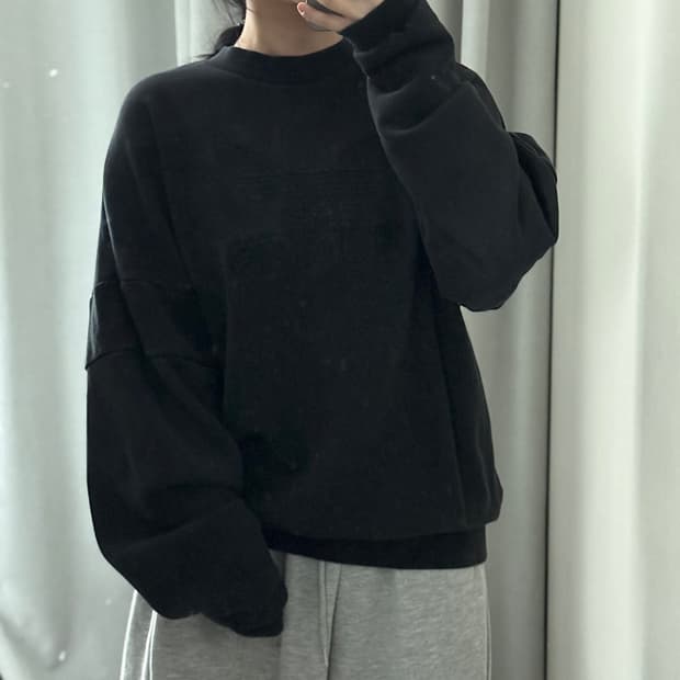 아디다스 맨투맨