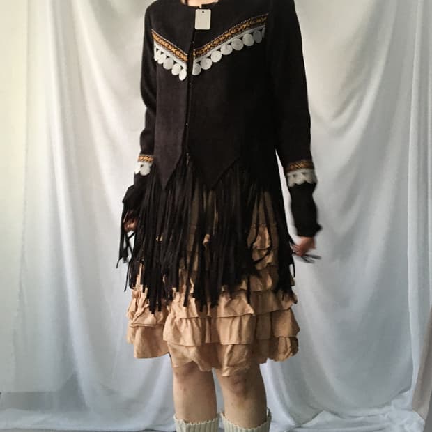 Ethnic mood fringe jacket