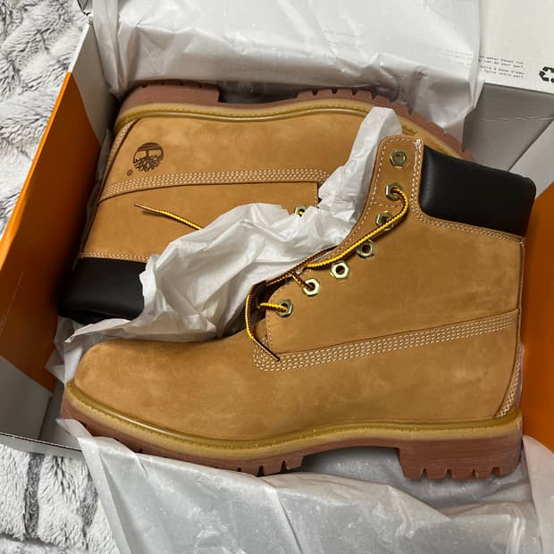 팀버랜드 프리미엄 6인치 새상품 부츠