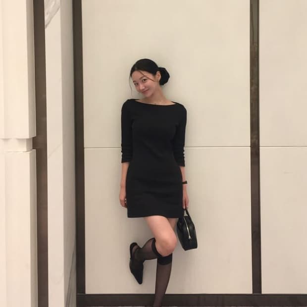 킨더살몬 원피스 Boatneck Little Dress Black