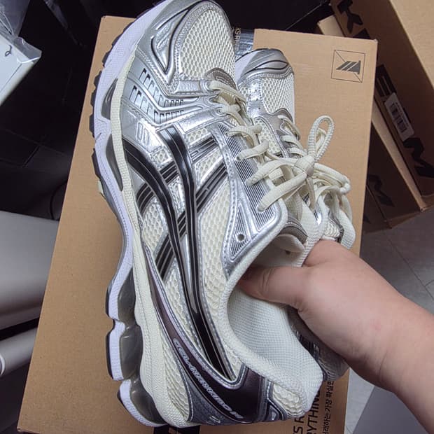 아식스 젤 카야노 14 크림 블랙 285