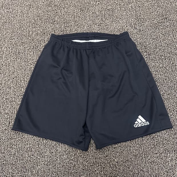 아디다스 운동복 러닝복 반바지 블랙 M