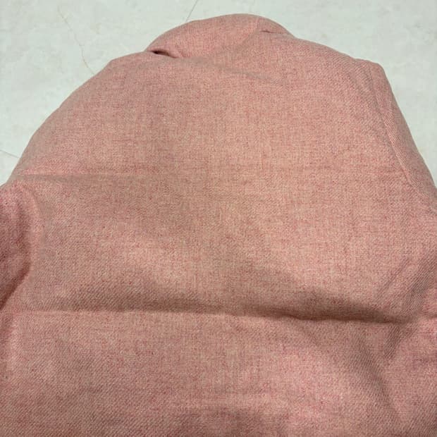 시엔느 암스트롱 구스다운 패딩 핑크 팝니다