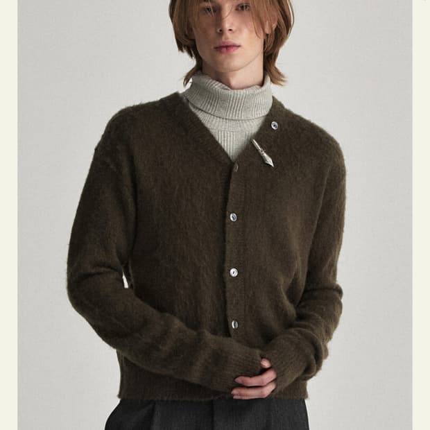 Waviness V-neck Cardigan