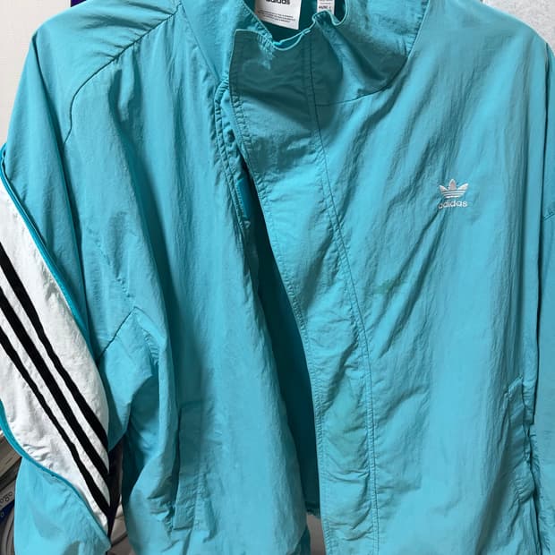 아디다스 오디너리피플 콜라보 바람막이