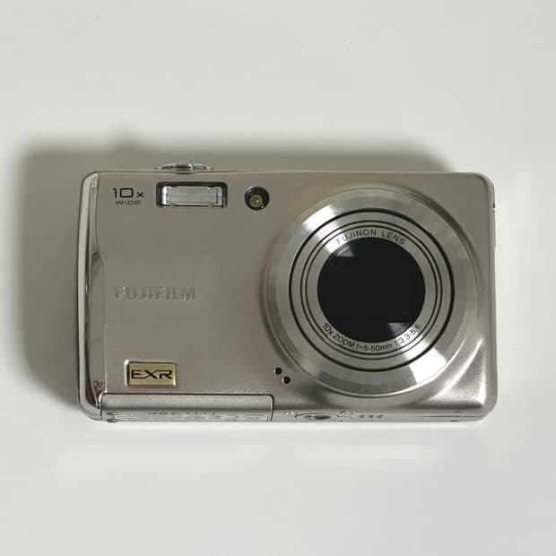 후지필름 파인픽스 f80exr 디카