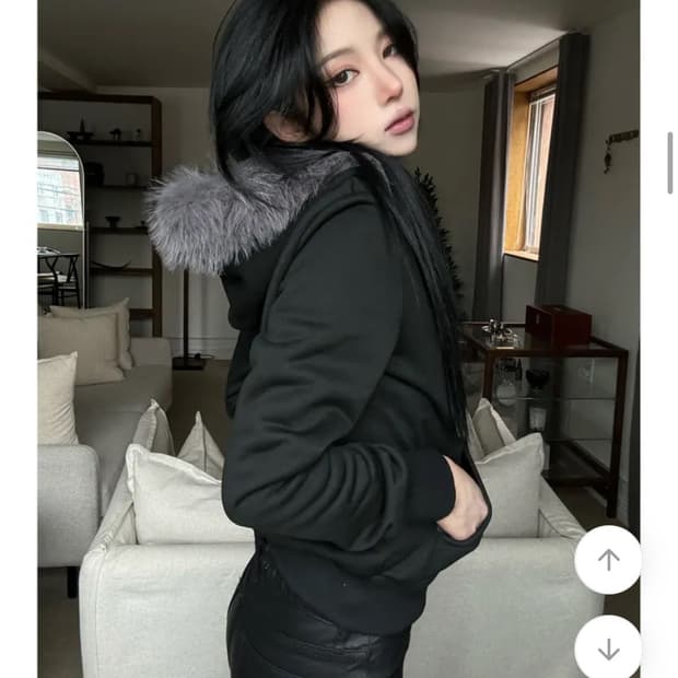 이은 퍼 후드집업