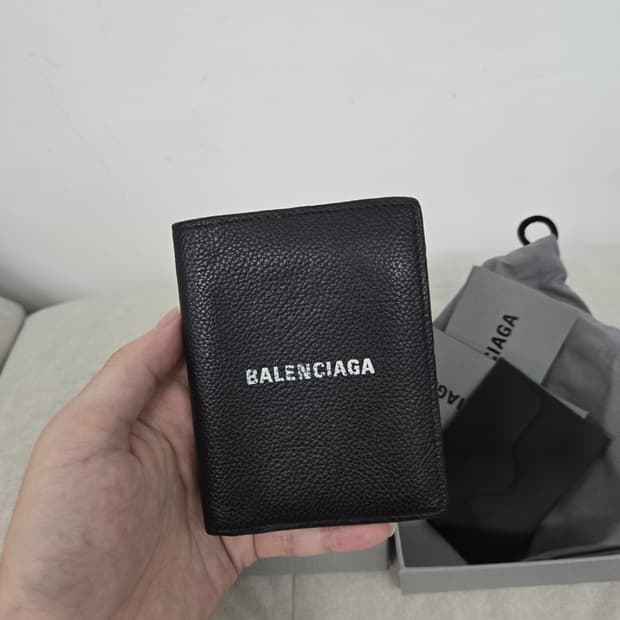 [보증서 A급]발렌시아가 오거나이저