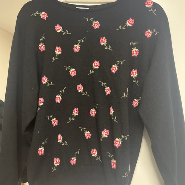 발란타인 캐시미어 니트